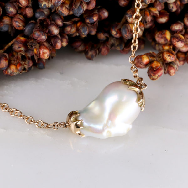 18ct rose gold end set baroque pearl pendant